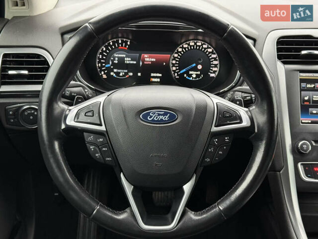 Серый Форд Мондео, объемом двигателя 2 л и пробегом 254 тыс. км за 11950 $, фото 33 на Automoto.ua
