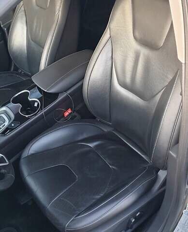 Серый Форд Мондео, объемом двигателя 2 л и пробегом 292 тыс. км за 12700 $, фото 20 на Automoto.ua