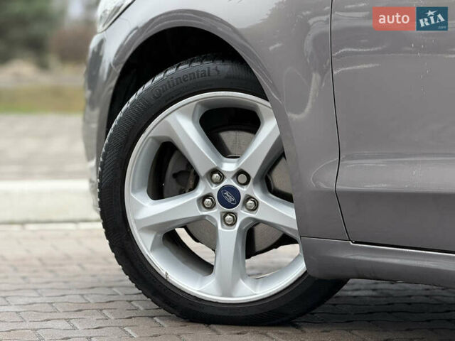 Серый Форд Мондео, объемом двигателя 2 л и пробегом 254 тыс. км за 11950 $, фото 23 на Automoto.ua