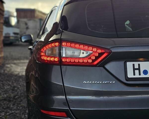 Сірий Форд Мондео, об'ємом двигуна 2 л та пробігом 249 тис. км за 11300 $, фото 6 на Automoto.ua