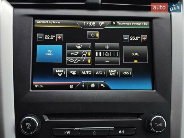 Сірий Форд Мондео, об'ємом двигуна 2 л та пробігом 249 тис. км за 11300 $, фото 32 на Automoto.ua