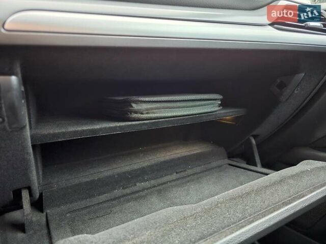 Сірий Форд Мондео, об'ємом двигуна 2 л та пробігом 249 тис. км за 11300 $, фото 43 на Automoto.ua
