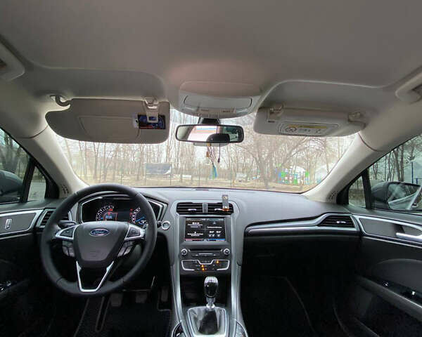 Серый Форд Мондео, объемом двигателя 2 л и пробегом 208 тыс. км за 11500 $, фото 23 на Automoto.ua