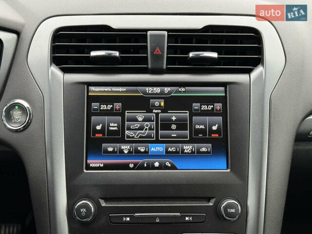 Серый Форд Мондео, объемом двигателя 2 л и пробегом 254 тыс. км за 11950 $, фото 30 на Automoto.ua