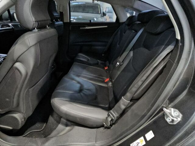 Серый Форд Мондео, объемом двигателя 2 л и пробегом 130 тыс. км за 12100 $, фото 25 на Automoto.ua