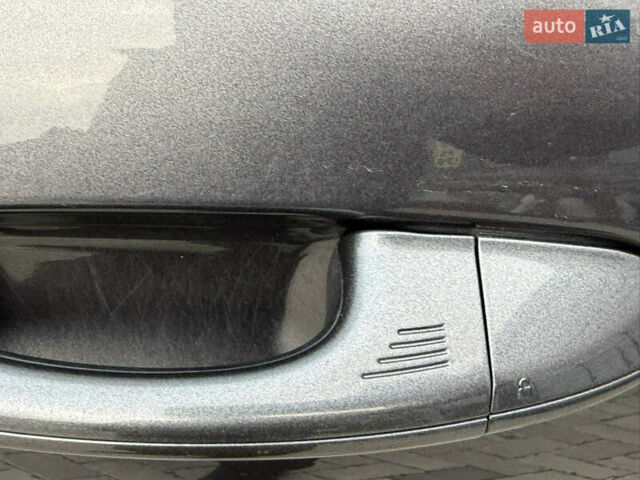 Серый Форд Мондео, объемом двигателя 2 л и пробегом 220 тыс. км за 8800 $, фото 4 на Automoto.ua