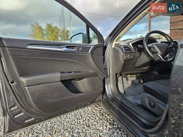 Сірий Форд Мондео, об'ємом двигуна 2 л та пробігом 249 тис. км за 11300 $, фото 20 на Automoto.ua