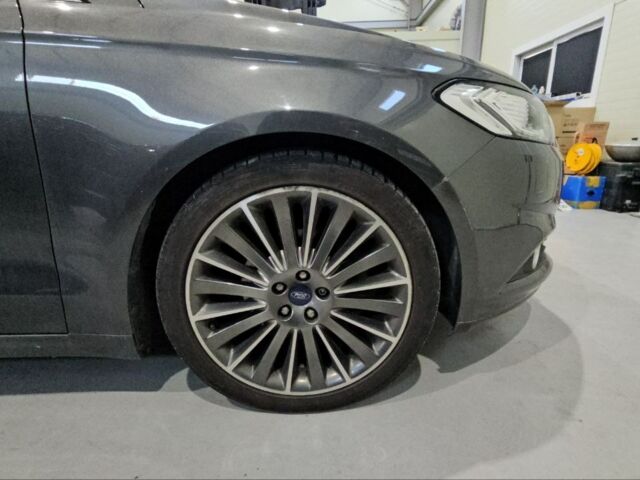 Серый Форд Мондео, объемом двигателя 2 л и пробегом 130 тыс. км за 12100 $, фото 32 на Automoto.ua