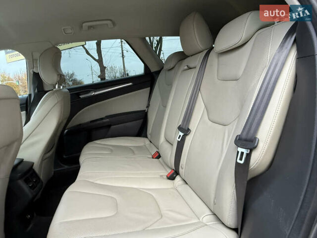 Серый Форд Мондео, объемом двигателя 2 л и пробегом 220 тыс. км за 8800 $, фото 16 на Automoto.ua