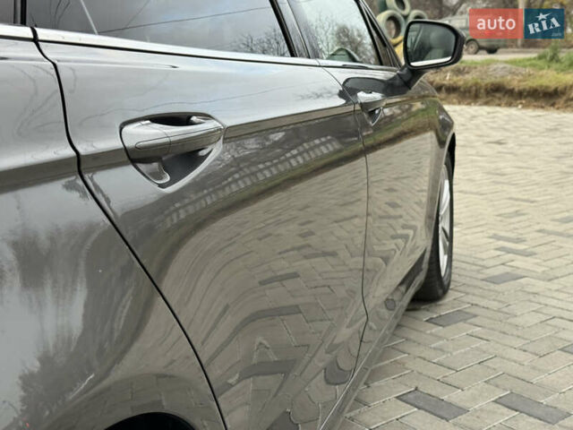 Серый Форд Мондео, объемом двигателя 2 л и пробегом 220 тыс. км за 8800 $, фото 7 на Automoto.ua