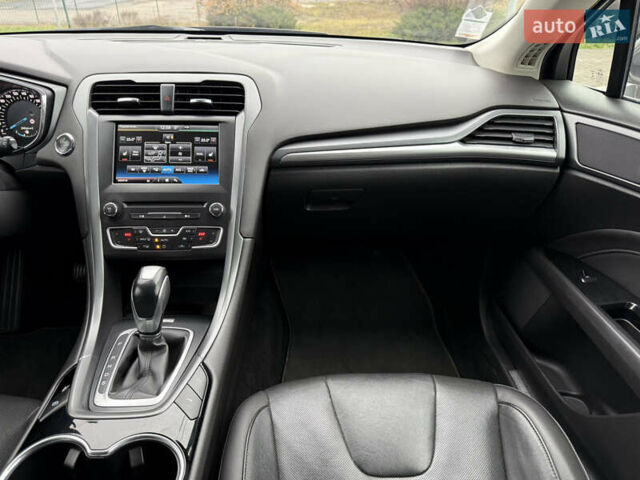 Серый Форд Мондео, объемом двигателя 2 л и пробегом 254 тыс. км за 11950 $, фото 36 на Automoto.ua