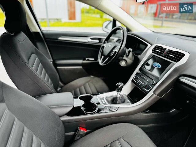 Серый Форд Мондео, объемом двигателя 1.5 л и пробегом 280 тыс. км за 11600 $, фото 41 на Automoto.ua