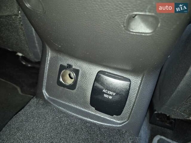 Серый Форд Мондео, объемом двигателя 2 л и пробегом 290 тыс. км за 13000 $, фото 9 на Automoto.ua