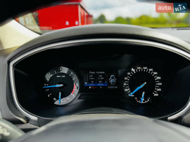 Серый Форд Мондео, объемом двигателя 1.5 л и пробегом 280 тыс. км за 11950 $, фото 59 на Automoto.ua