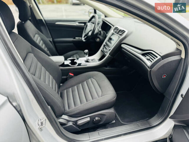 Сірий Форд Мондео, об'ємом двигуна 1.5 л та пробігом 281 тис. км за 10950 $, фото 30 на Automoto.ua