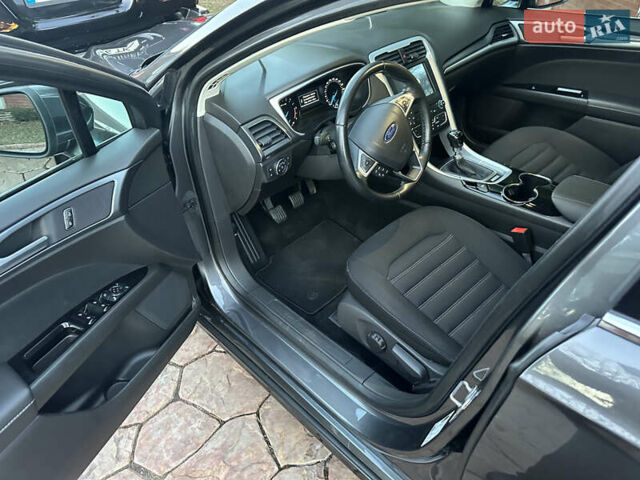 Сірий Форд Мондео, об'ємом двигуна 1.5 л та пробігом 211 тис. км за 12500 $, фото 44 на Automoto.ua