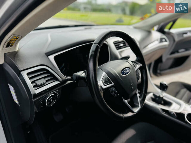 Серый Форд Мондео, объемом двигателя 1.5 л и пробегом 280 тыс. км за 11600 $, фото 48 на Automoto.ua