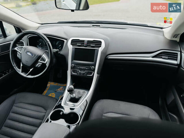 Сірий Форд Мондео, об'ємом двигуна 1.5 л та пробігом 281 тис. км за 10950 $, фото 29 на Automoto.ua