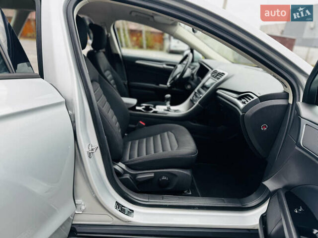 Сірий Форд Мондео, об'ємом двигуна 1.5 л та пробігом 281 тис. км за 10950 $, фото 34 на Automoto.ua