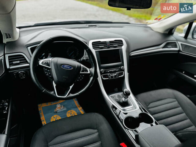 Сірий Форд Мондео, об'ємом двигуна 1.5 л та пробігом 281 тис. км за 10950 $, фото 28 на Automoto.ua