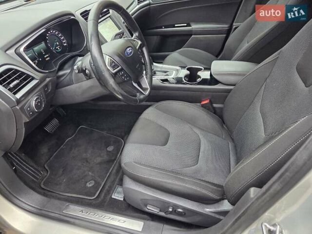 Серый Форд Мондео, объемом двигателя 2 л и пробегом 292 тыс. км за 12700 $, фото 8 на Automoto.ua