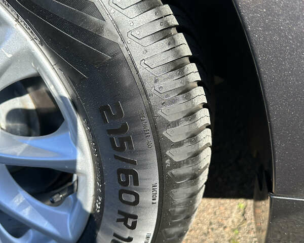 Серый Форд Мондео, объемом двигателя 1.5 л и пробегом 211 тыс. км за 12000 $, фото 21 на Automoto.ua