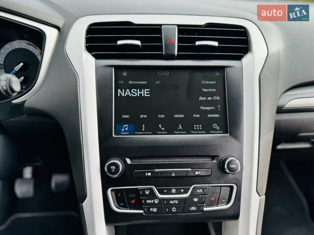 Серый Форд Мондео, объемом двигателя 1.5 л и пробегом 280 тыс. км за 11600 $, фото 56 на Automoto.ua