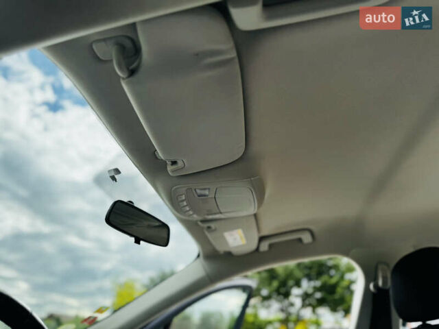 Серый Форд Мондео, объемом двигателя 1.5 л и пробегом 280 тыс. км за 11600 $, фото 62 на Automoto.ua