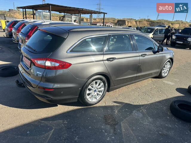 Серый Форд Мондео, объемом двигателя 1.5 л и пробегом 211 тыс. км за 12000 $, фото 4 на Automoto.ua