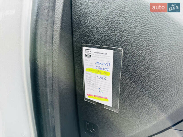 Серый Форд Мондео, объемом двигателя 1.5 л и пробегом 280 тыс. км за 11600 $, фото 47 на Automoto.ua