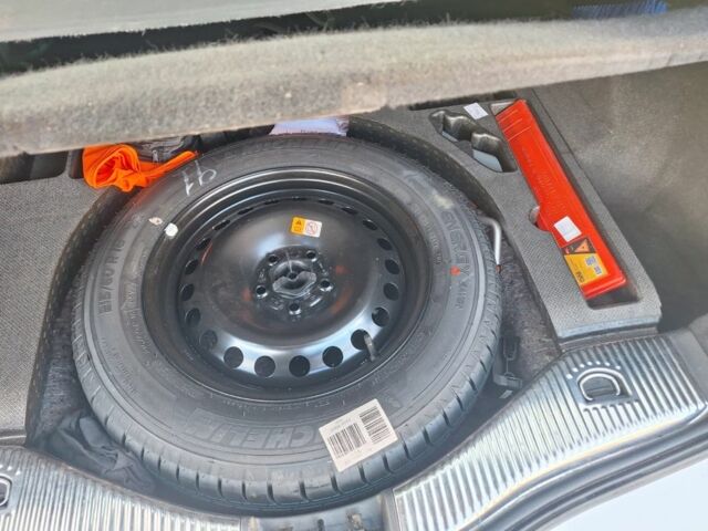 Форд Мондео 2017 в Житомире на Automoto.ua Серый Форд Мондео, объемом двигателя 1.5 л и пробегом 195 тыс. км за 13500 $, фото 7 на Automoto.ua