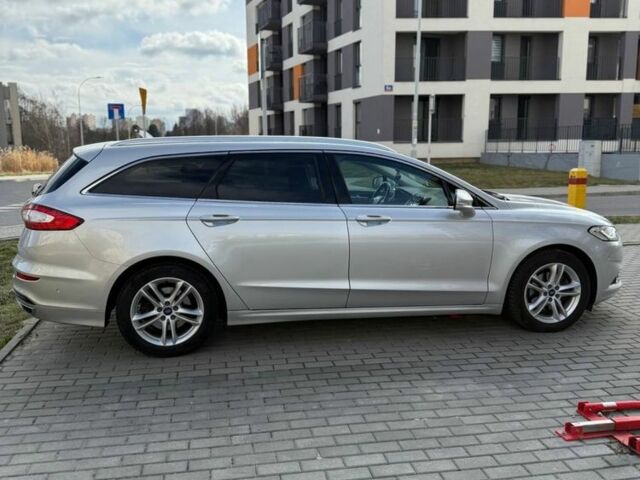 Сірий Форд Мондео, об'ємом двигуна 2 л та пробігом 227 тис. км за 15300 $, фото 2 на Automoto.ua