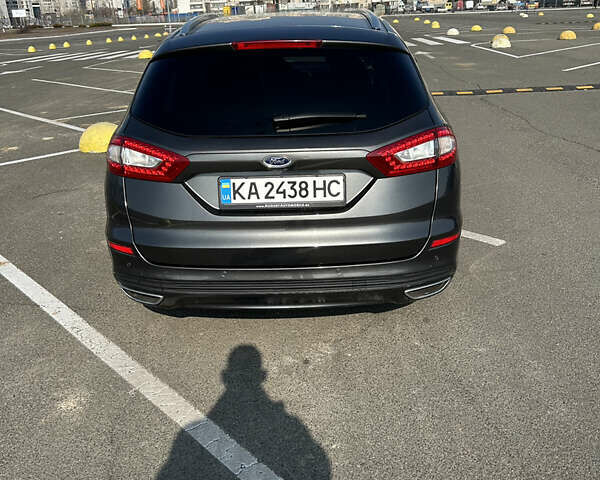 Сірий Форд Мондео, об'ємом двигуна 2 л та пробігом 243 тис. км за 14966 $, фото 6 на Automoto.ua