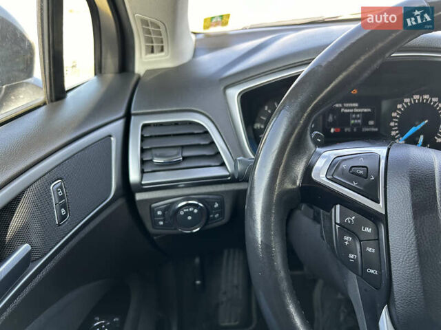 Сірий Форд Мондео, об'ємом двигуна 2 л та пробігом 243 тис. км за 14966 $, фото 10 на Automoto.ua