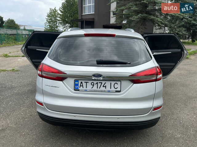 Серый Форд Мондео, объемом двигателя 2 л и пробегом 223 тыс. км за 14500 $, фото 26 на Automoto.ua