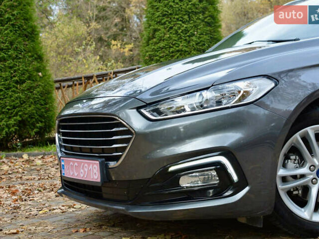 Серый Форд Мондео, объемом двигателя 2 л и пробегом 244 тыс. км за 13900 $, фото 3 на Automoto.ua