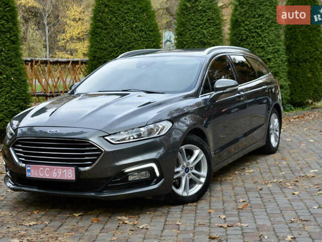 Серый Форд Мондео, объемом двигателя 2 л и пробегом 244 тыс. км за 13900 $, фото 1 на Automoto.ua