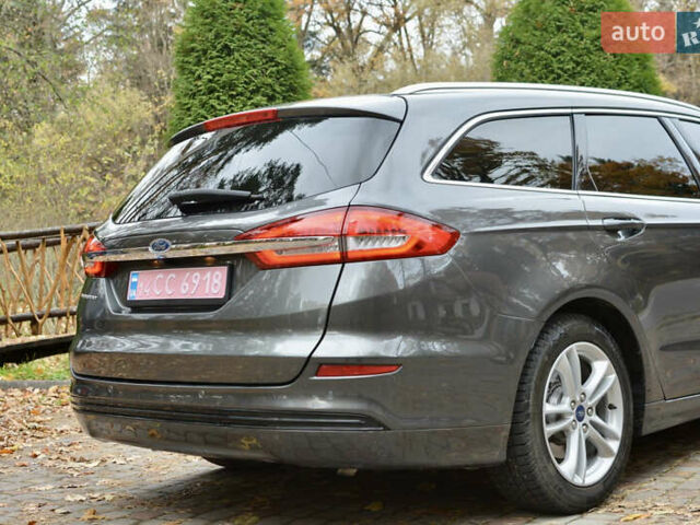 Серый Форд Мондео, объемом двигателя 2 л и пробегом 244 тыс. км за 13900 $, фото 37 на Automoto.ua
