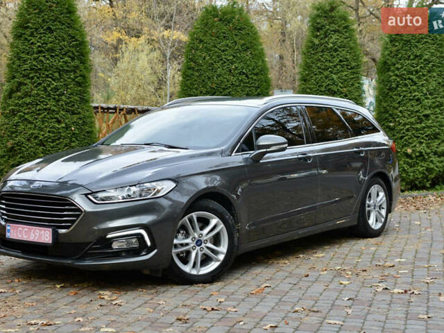 Серый Форд Мондео, объемом двигателя 2 л и пробегом 244 тыс. км за 13900 $, фото 2 на Automoto.ua
