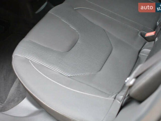 Серый Форд Мондео, объемом двигателя 2 л и пробегом 244 тыс. км за 13900 $, фото 65 на Automoto.ua