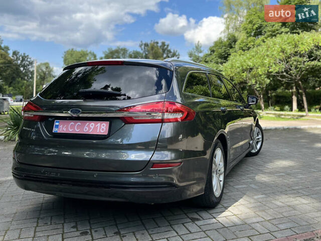 Серый Форд Мондео, объемом двигателя 2 л и пробегом 244 тыс. км за 14200 $, фото 13 на Automoto.ua