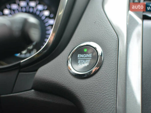 Серый Форд Мондео, объемом двигателя 2 л и пробегом 244 тыс. км за 13900 $, фото 68 на Automoto.ua