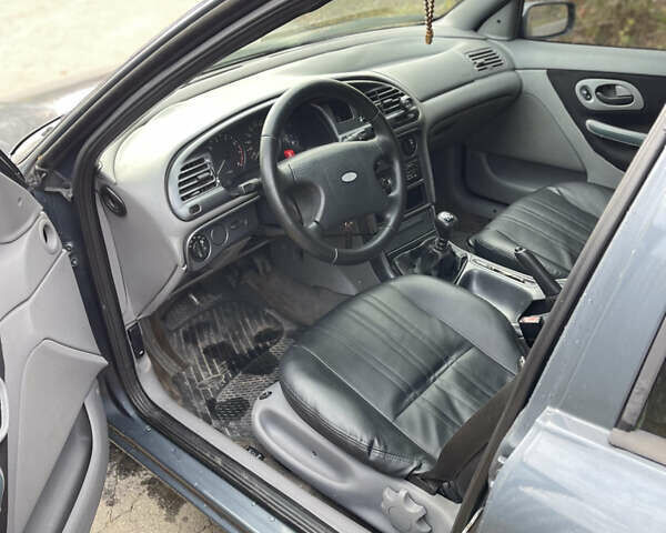 Серый Форд Мондео, объемом двигателя 1.8 л и пробегом 351 тыс. км за 1799 $, фото 11 на Automoto.ua