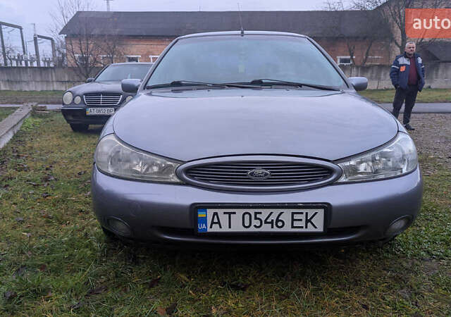 Серый Форд Мондео, объемом двигателя 2.5 л и пробегом 239 тыс. км за 2500 $, фото 3 на Automoto.ua