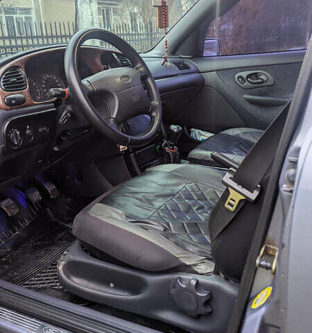 Серый Форд Мондео, объемом двигателя 2.5 л и пробегом 239 тыс. км за 2500 $, фото 10 на Automoto.ua