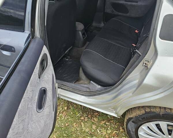 Форд Мондео 1997 в Мостисках на Automoto.ua Серый Форд Мондео, объемом двигателя 1.6 л и пробегом 316 тыс. км за 2600 $, фото 11 на Automoto.ua