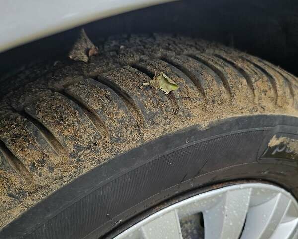 Форд Мондео 1997 в Мостисках на Automoto.ua Серый Форд Мондео, объемом двигателя 1.6 л и пробегом 316 тыс. км за 2600 $, фото 9 на Automoto.ua