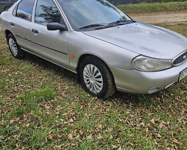 Форд Мондео 1997 в Мостисках на Automoto.ua Серый Форд Мондео, объемом двигателя 1.6 л и пробегом 316 тыс. км за 2600 $, фото 7 на Automoto.ua