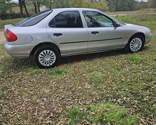 Форд Мондео 1997 в Мостисках на Automoto.ua Серый Форд Мондео, объемом двигателя 1.6 л и пробегом 316 тыс. км за 2600 $, фото 4 на Automoto.ua