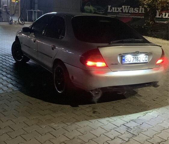 Серый Форд Мондео, объемом двигателя 1.6 л и пробегом 400 тыс. км за 2399 $, фото 9 на Automoto.ua